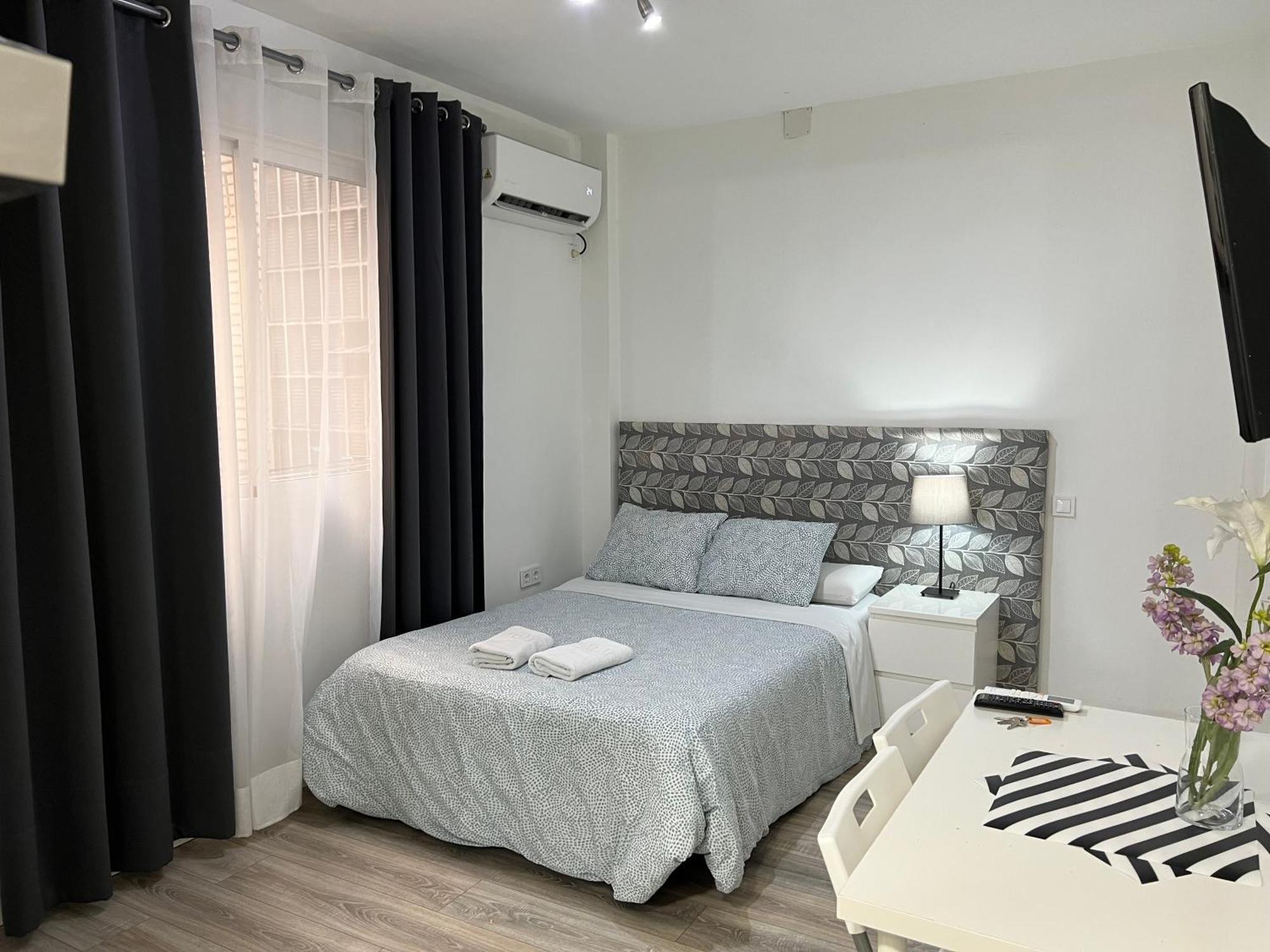 Apartamentos Arapiles มาดริด ภายนอก รูปภาพ
