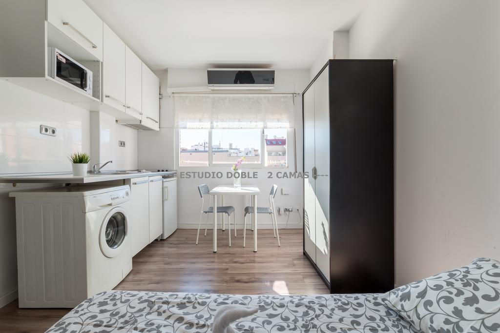 Apartamentos Arapiles มาดริด ภายนอก รูปภาพ