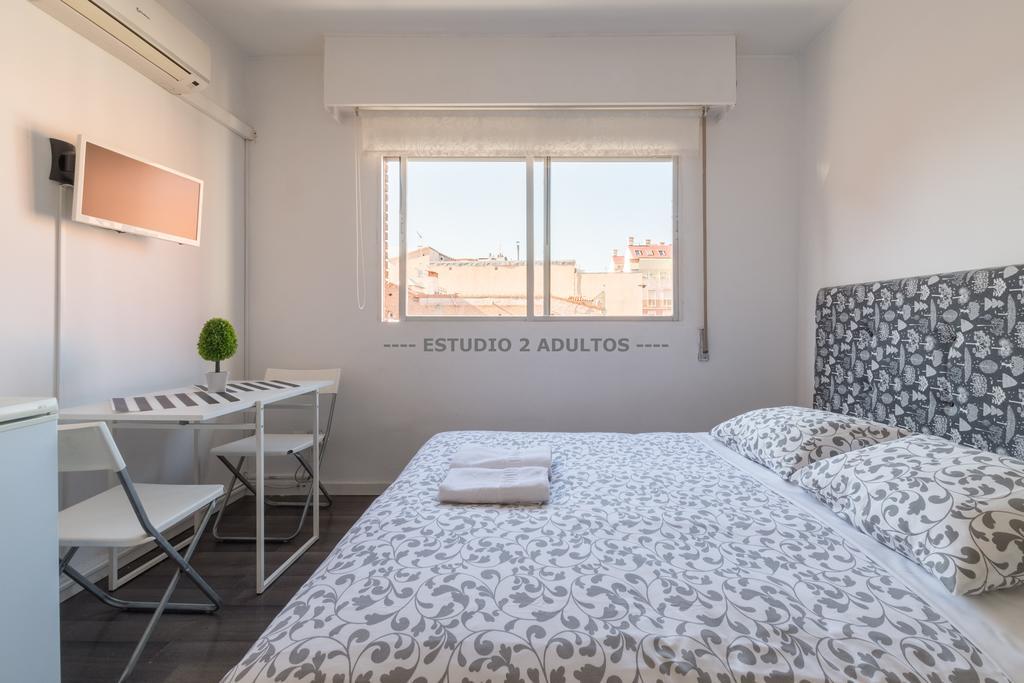 Apartamentos Arapiles มาดริด ภายนอก รูปภาพ