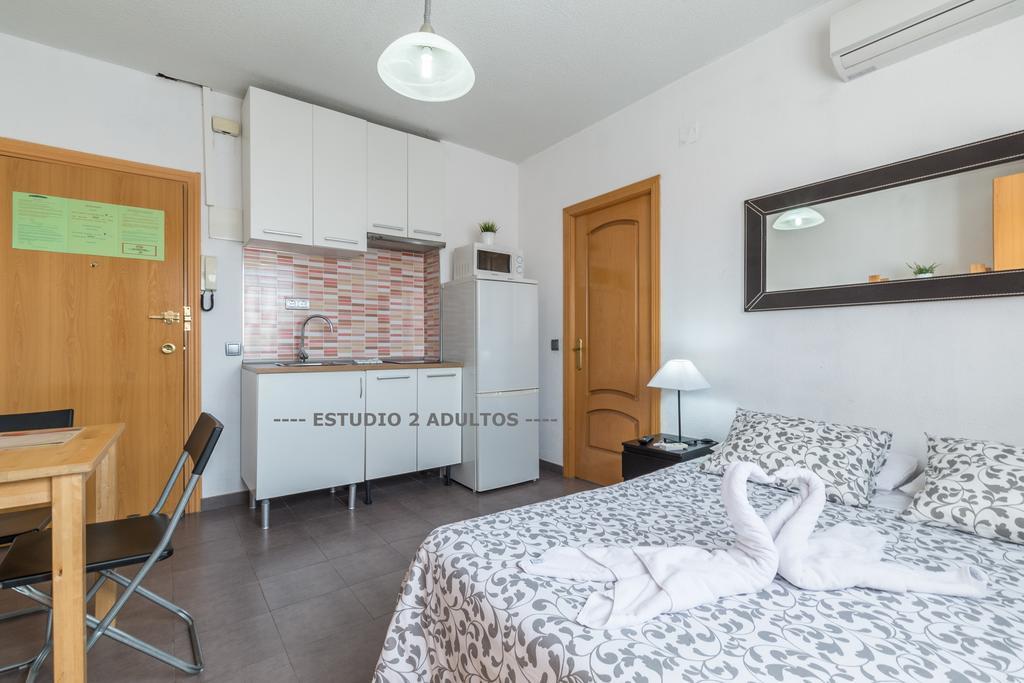 Apartamentos Arapiles มาดริด ภายนอก รูปภาพ