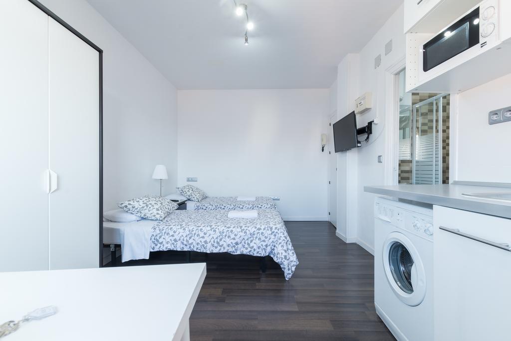 Apartamentos Arapiles มาดริด ภายนอก รูปภาพ