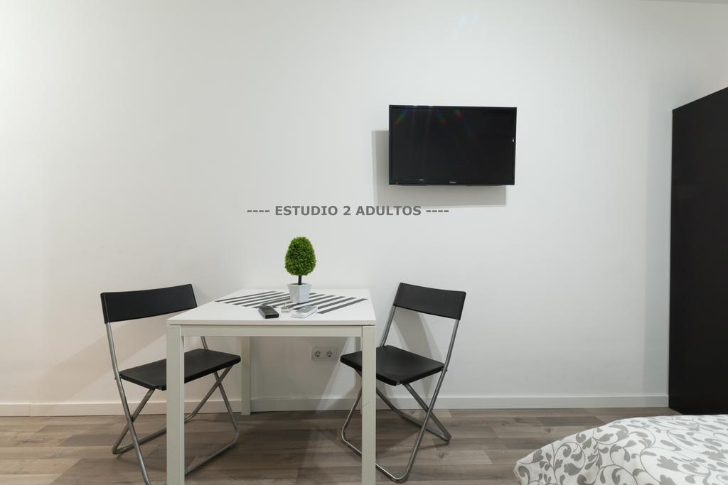 Apartamentos Arapiles มาดริด ภายนอก รูปภาพ