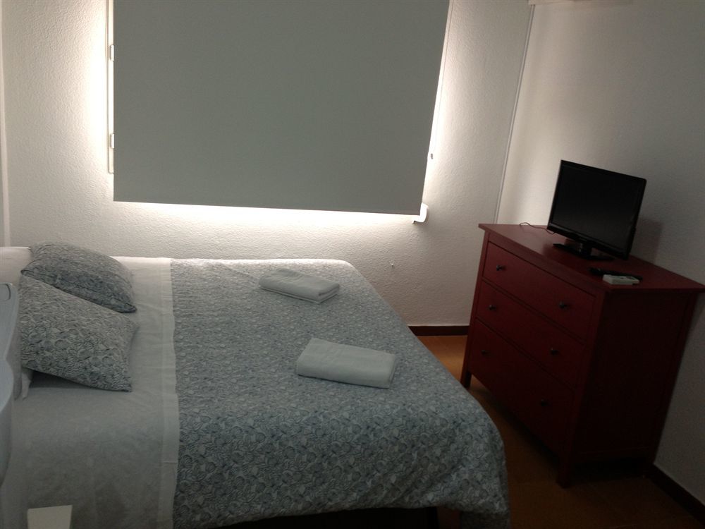Apartamentos Arapiles มาดริด ภายนอก รูปภาพ